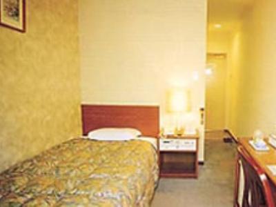 Sky Heart Hakata Hotel 2*
